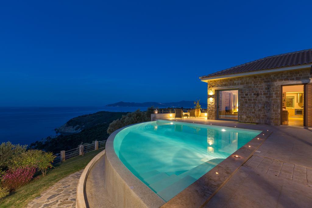 Olivia'S Villas Of Luxury Kalivia  Exterior photo