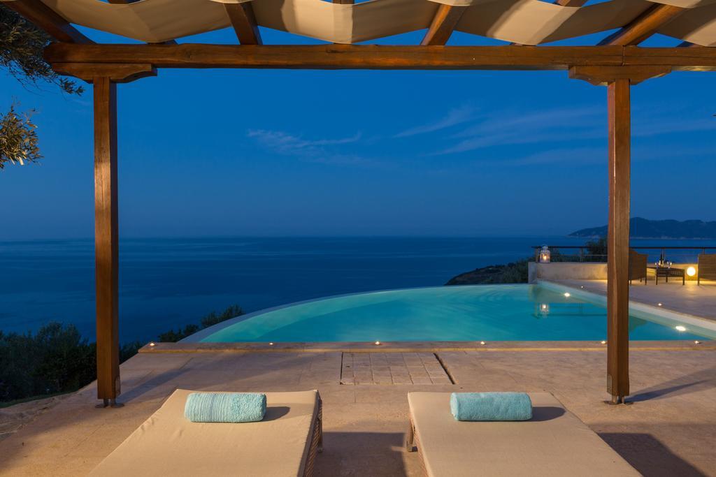 Olivia'S Villas Of Luxury Kalivia  Exterior photo