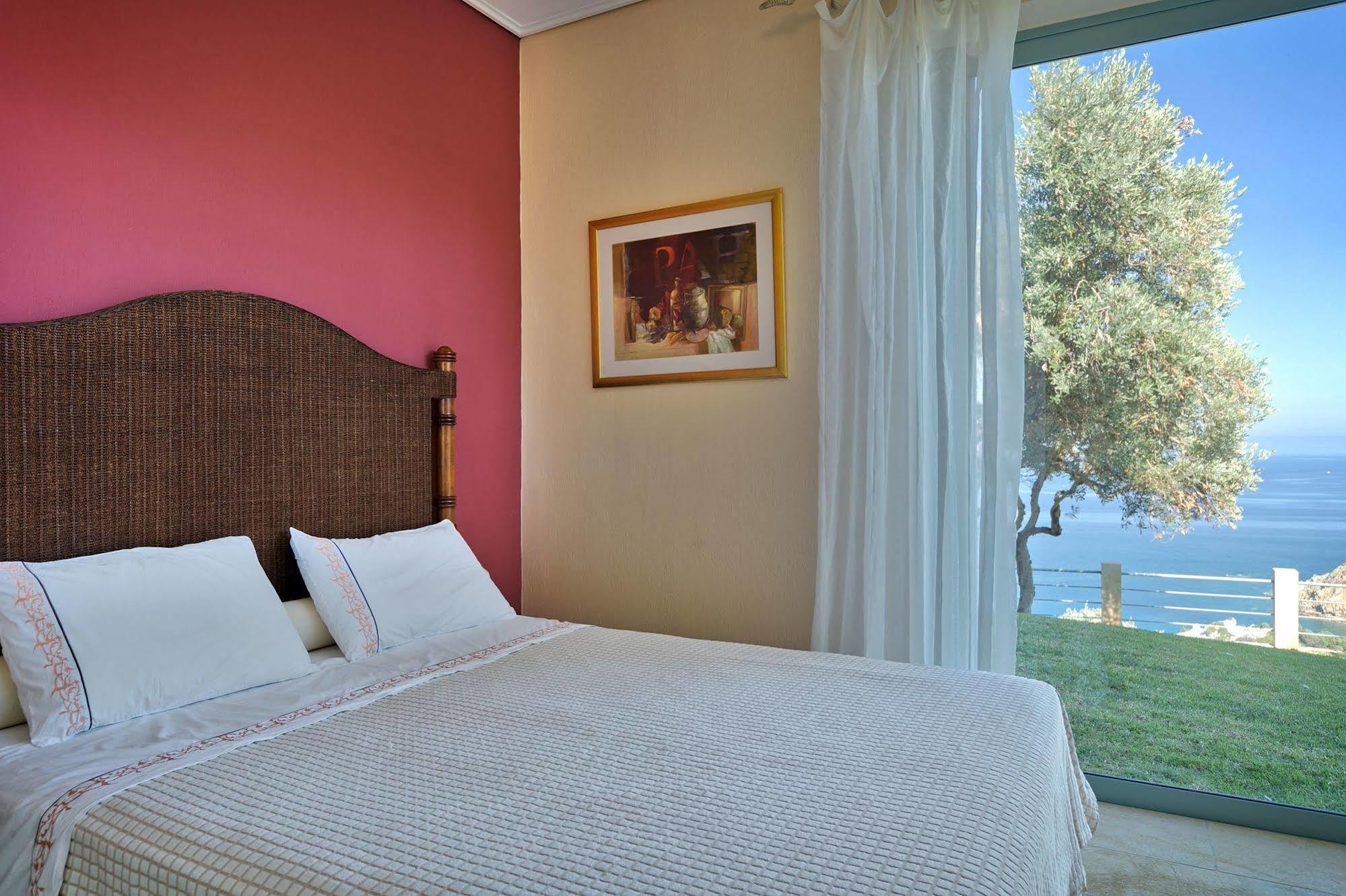 Olivia'S Villas Of Luxury Kalivia  Exterior photo